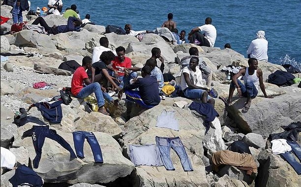 Мигранты из Африки в Италии
