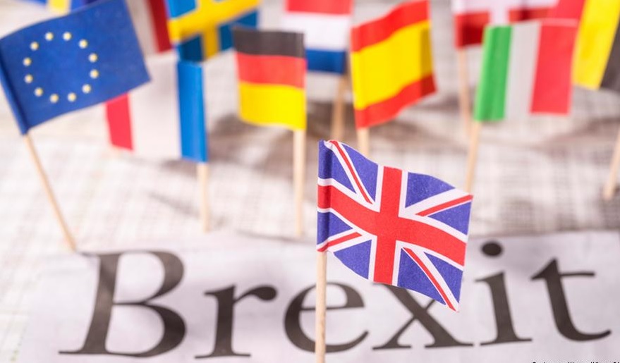 brexit flags