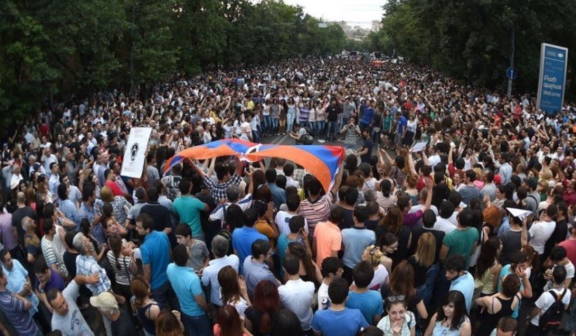 протесты в Армении