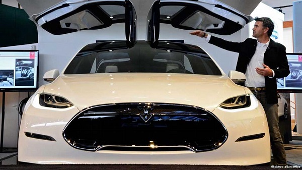 Электромобили из Европы: Tesla