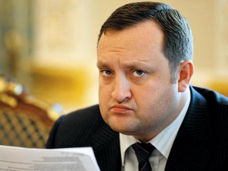 Арбузов хочет подписать соглашение об ассоциации с ЕС в 2014 году