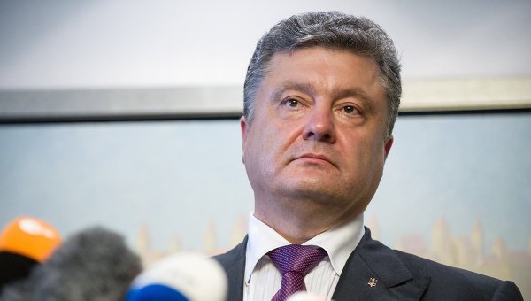 Политика Порошенко играет на руку Путину