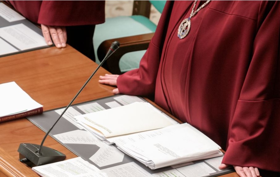 КСУ одобрил конституционную реформу